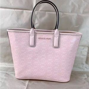 Michael kors small logo tote nwt. $348 retail